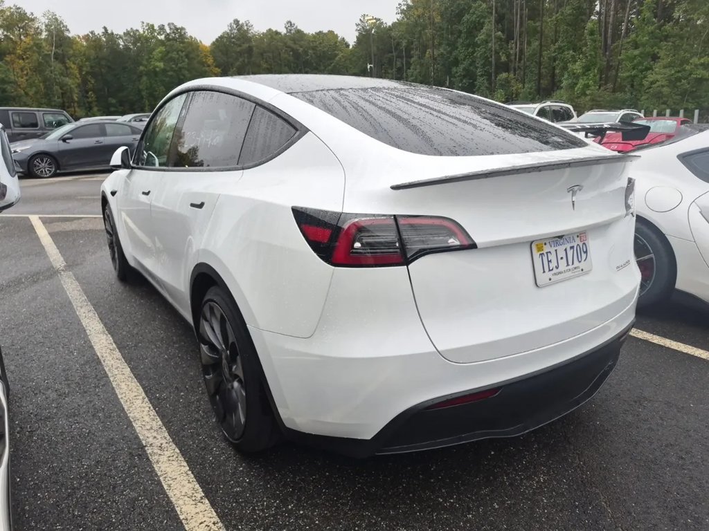Used 2025 Tesla Model Y Performance AWD/4WD image 4