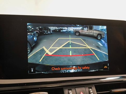 Certified 2025 Lexus ES 300h w/ Premium Package image 26