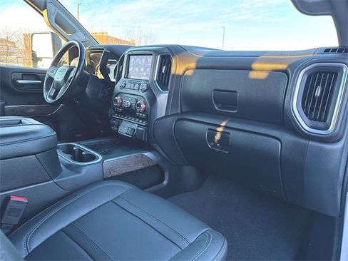 Used 2022 GMC Sierra 2500 Denali w/ Denali Ultimate Package image 30