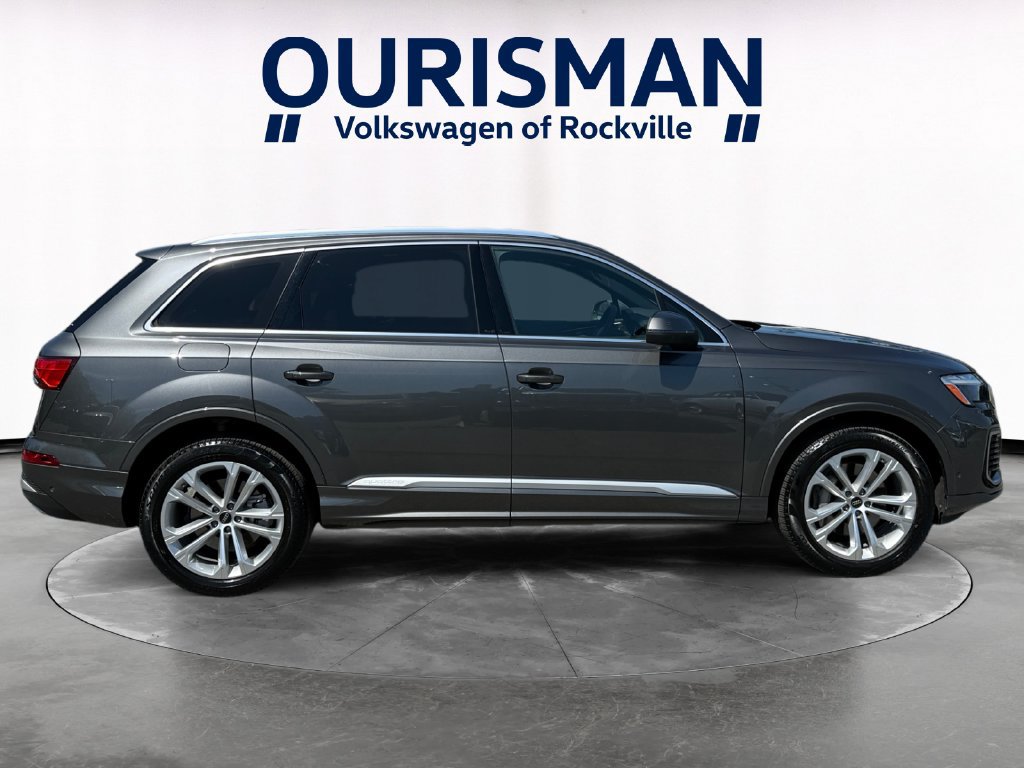 Used 2025 Audi Q7 2.0T Premium Plus w/ Premium Plus Package AWD/4WD image 7