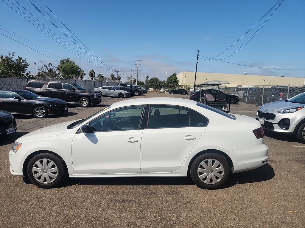 Used 2016 Volkswagen Jetta S FWD image 9