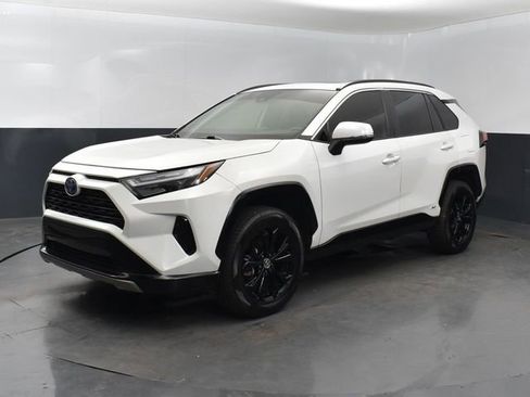 Used 2023 Toyota RAV4 SE w/ Convenience Package AWD/4WD image 1