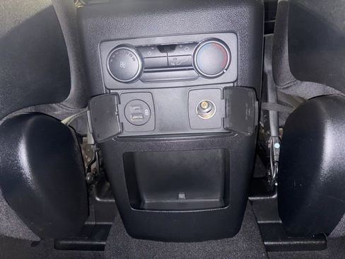 Used 2020 Ford Explorer XLT image 10