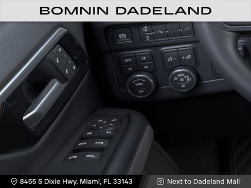 New 2026 Chevrolet Suburban High Country AWD/4WD image 22