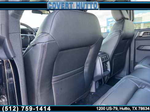 New 2025 Ford Bronco 4-Door image 19