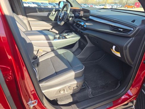 New 2026 Buick Enclave Sport Touring w/ LPO, Floor Liner Package FWD image 7