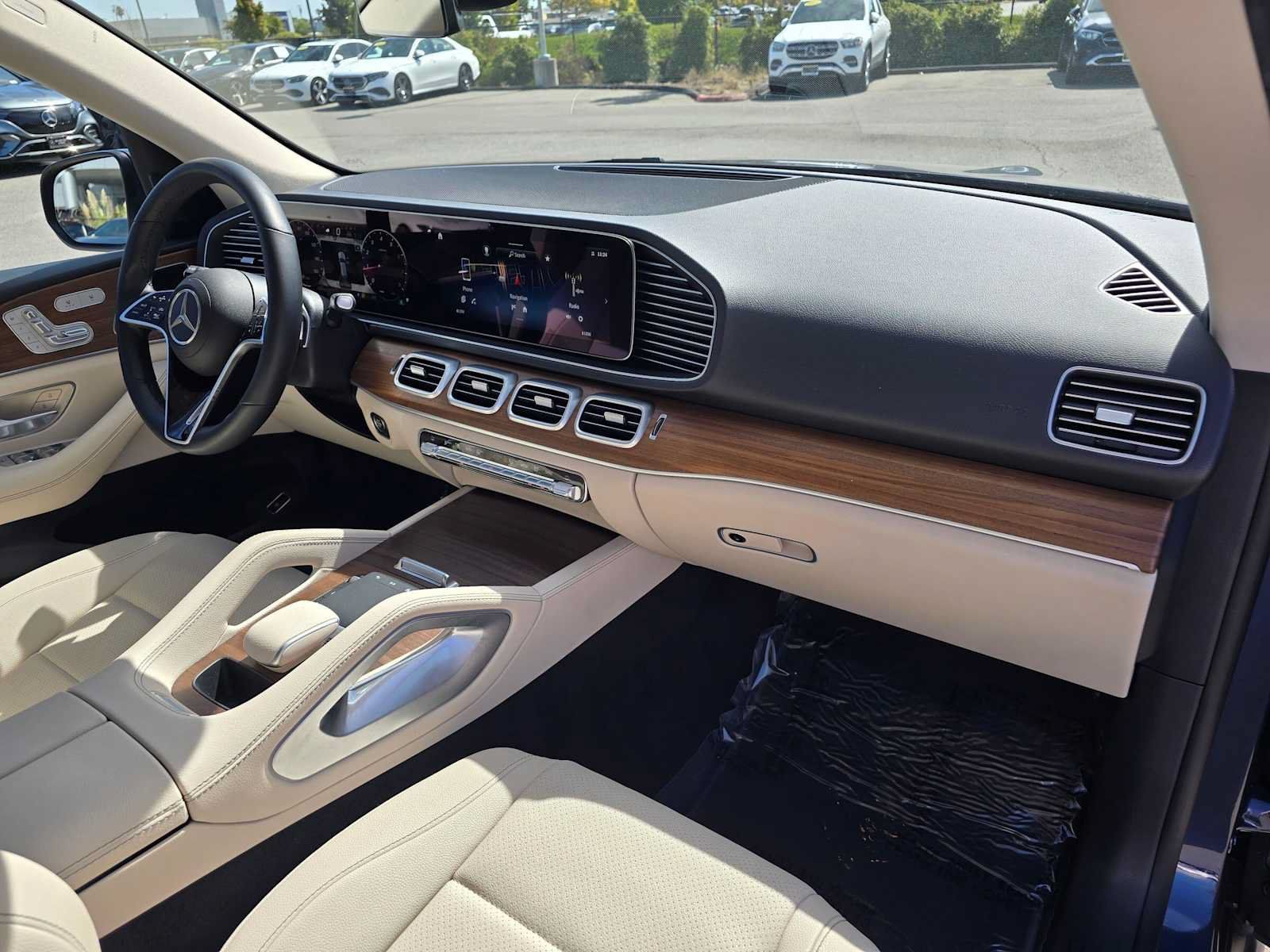 Used 2025 Mercedes-Benz GLE 350 4MATIC image 10