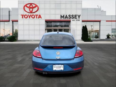 Used 2019 Volkswagen Beetle 2.0T S image 21