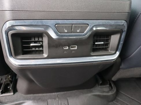 Used 2023 Chevrolet Silverado 1500 High Country w/ High Country Premium Package AWD/4WD image 29