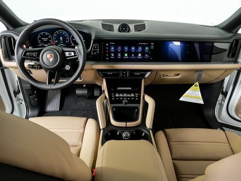 New 2026 Porsche Cayenne E-Hybrid Coupe image 21