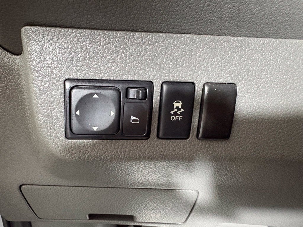 Used 2018 Nissan NV 3500 SL RWD image 20