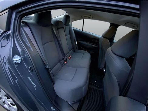 Used 2025 Toyota Corolla LE FWD image 19