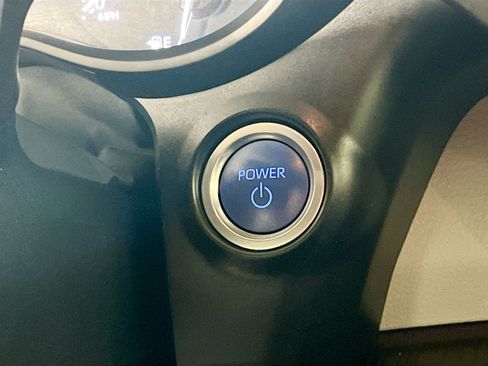 Used 2023 Toyota Sienna XLE FWD image 24