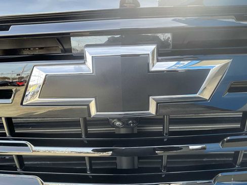 Certified 2024 Chevrolet Silverado 2500 LTZ w/ LTZ Plus Package image 32