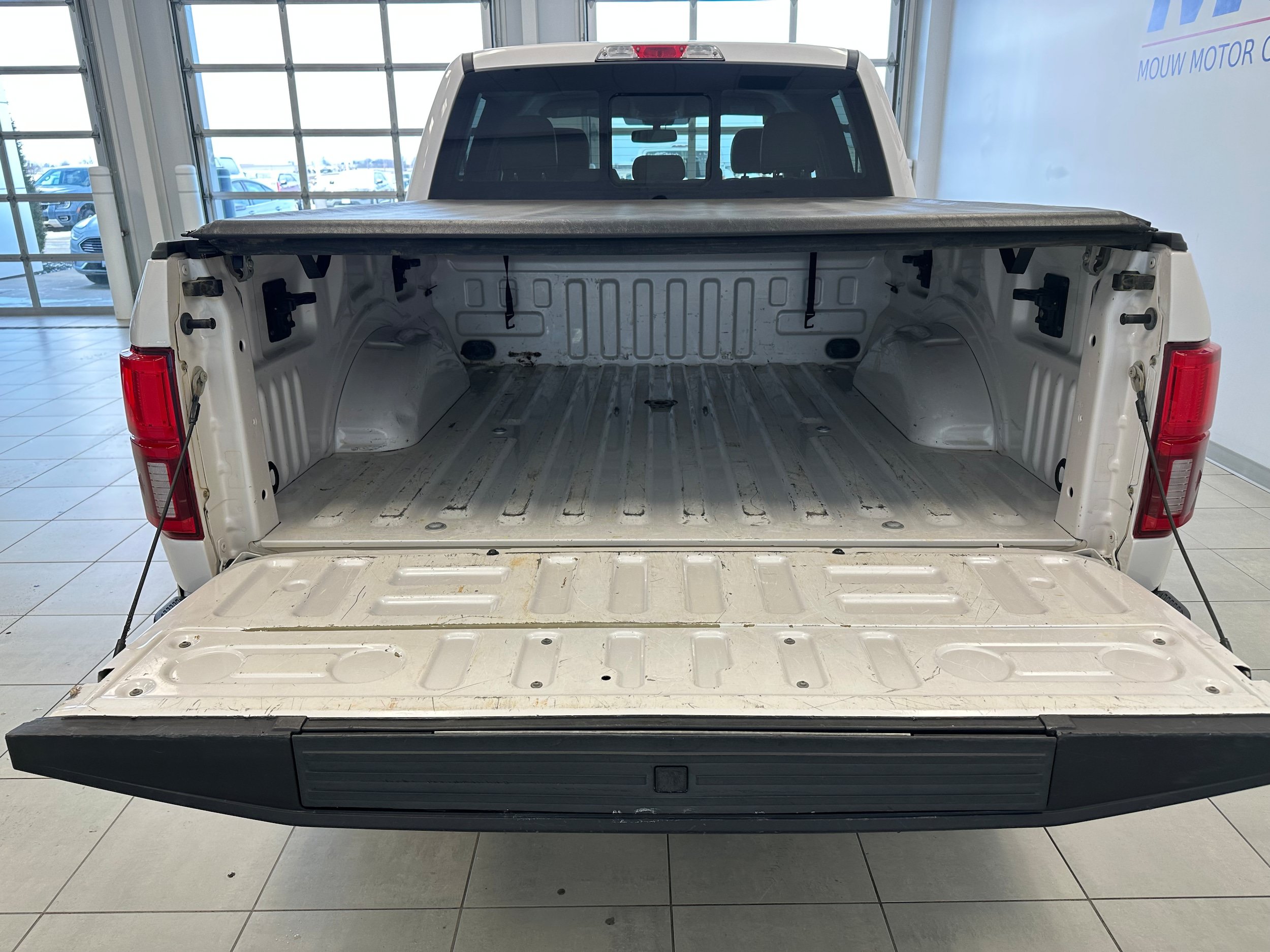 Used 2019 Ford F150 Lariat AWD/4WD image 7