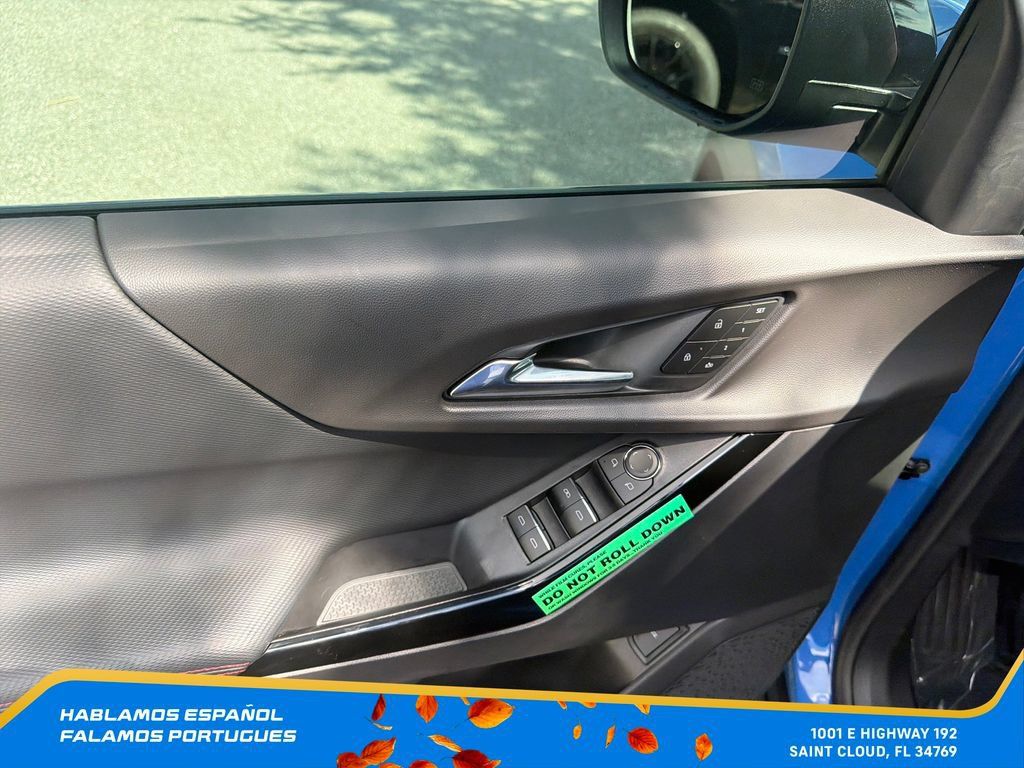 New 2027 Chevrolet Equinox RS w/ Safety and Technology Package FWD image 13