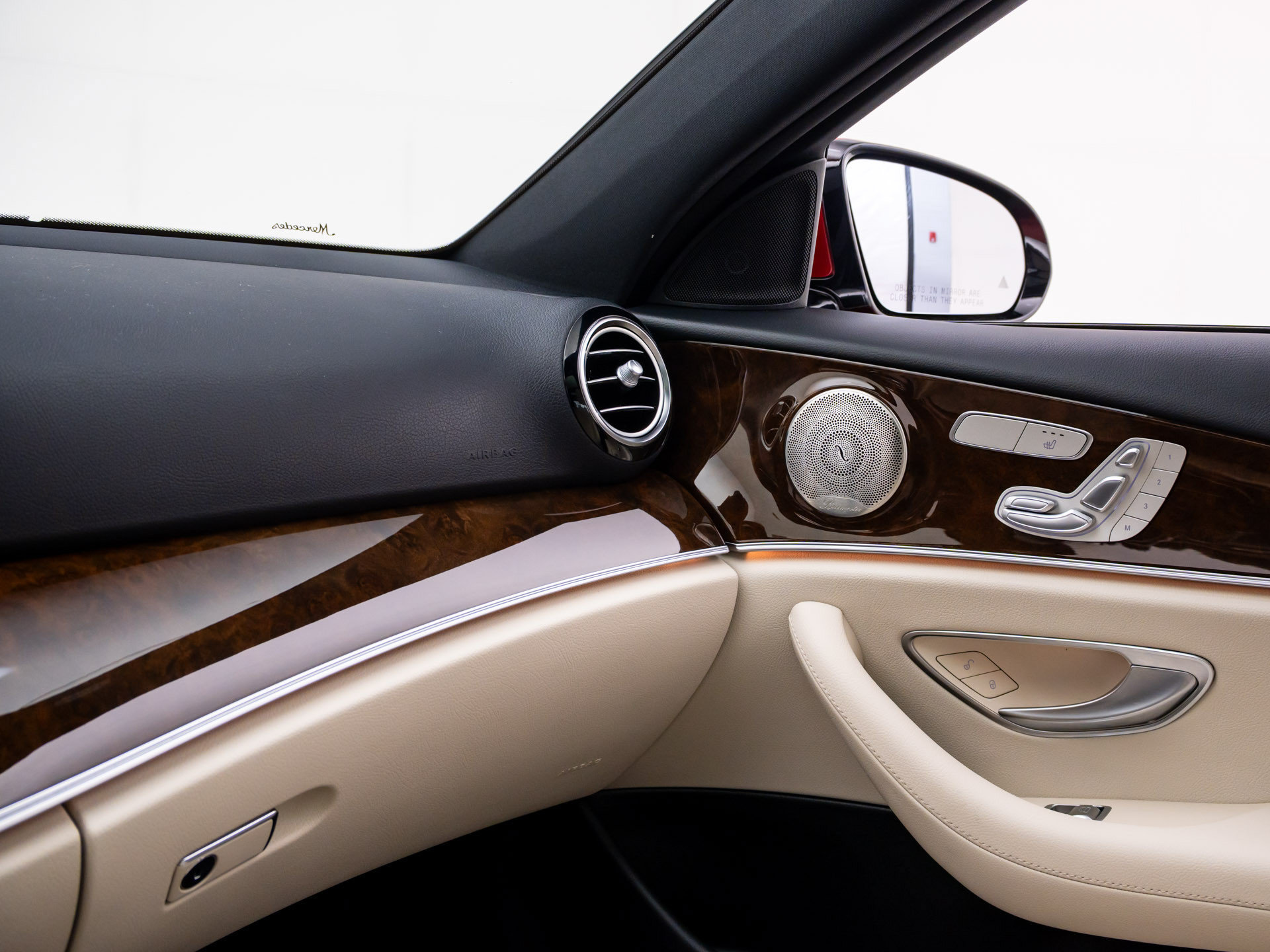 Used 2023 Mercedes-Benz E 350 4MATIC Sedan image 30