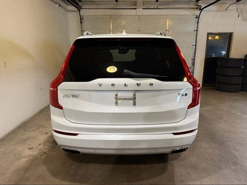 Used 2017 Volvo XC90 T6 Momentum w/ Vision Package AWD/4WD image 6
