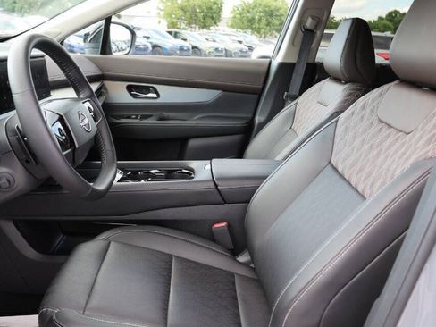 Used 2025 Nissan Murano Platinum w/ Cargo Package AWD/4WD image 13