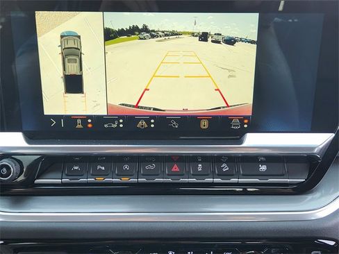 Certified 2025 Chevrolet Silverado 1500 High Country w/ Technology Package image 19