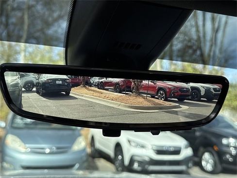 Used 2022 Buick Enclave Premium image 26