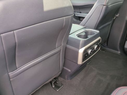 Used 2023 Ford Expedition Max Limited image 18