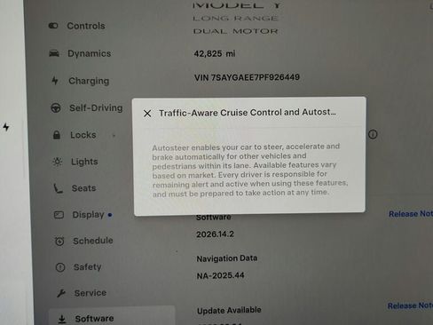 Used 2023 Tesla Model Y Long Range AWD/4WD image 14