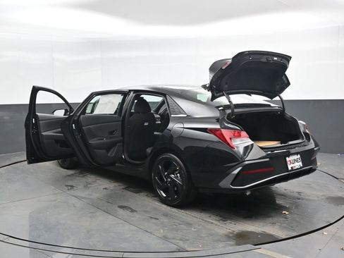 New 2026 Hyundai Elantra SEL Sport Premium FWD image 48