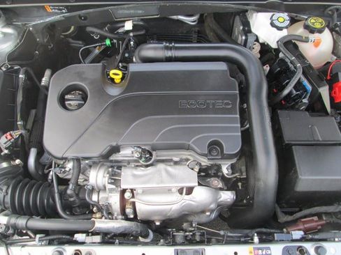 Used 2024 Chevrolet Malibu LT FWD image 22
