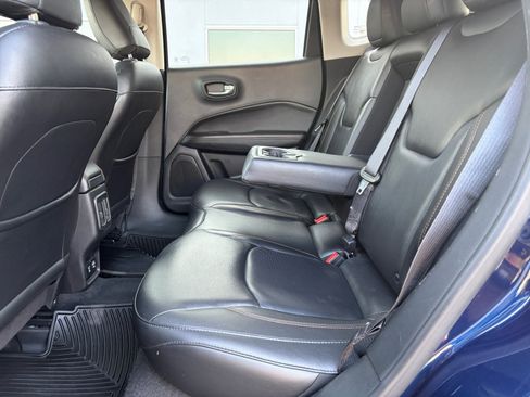 Used 2018 Jeep Compass Limited AWD/4WD image 17