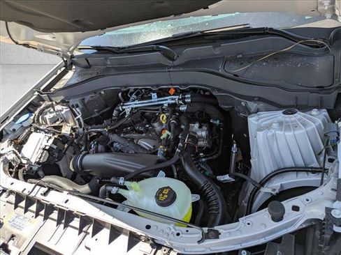 New 2026 Ford Explorer Active RWD image 17
