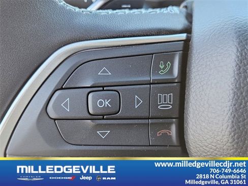 New 2025 Jeep Grand Cherokee Limited w/ Luxury Tech Group II image 29