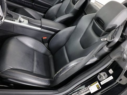 Used 2014 Mercedes-Benz SLK 250 image 8