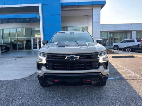 Used 2023 Chevrolet Silverado 1500 LT Trail Boss w/ Protection Package AWD/4WD image 2