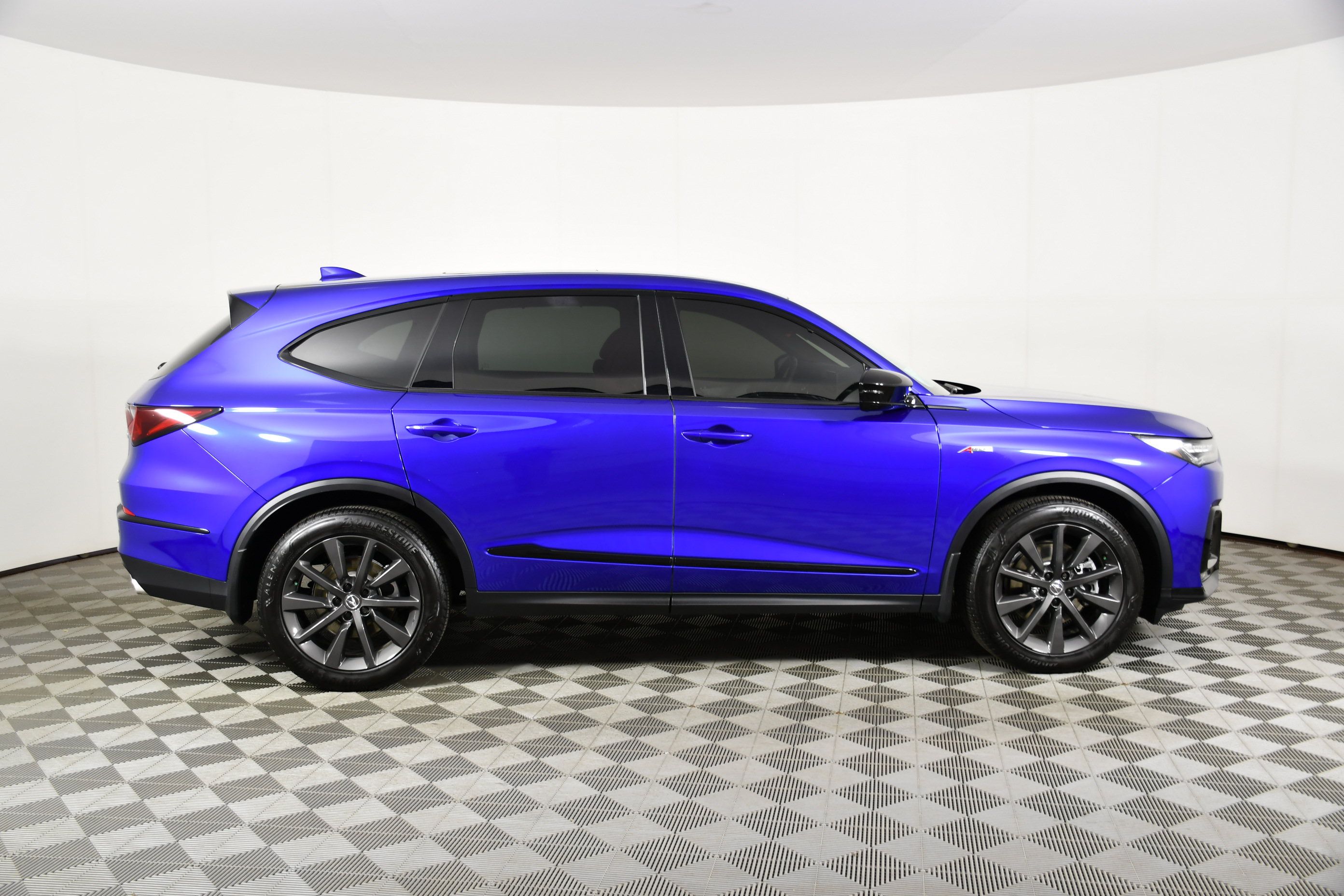 Used 2025 Acura MDX A-Spec AWD/4WD image 5