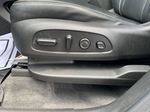 Used 2020 Buick Enclave Avenir w/ Avenir Technology Package image 11