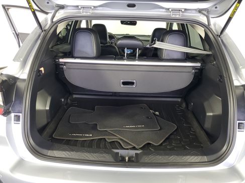 Used 2025 Subaru Crosstrek 2.5i Limited w/ Crosstrek Mirror Package AWD/4WD image 32