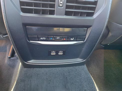 Used 2024 BMW 330e xDrive AWD/4WD image 17