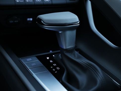 New 2026 Hyundai Elantra Sport image 15