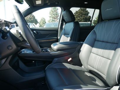 New 2026 Buick Enclave Avenir w/ Super Cruise Package