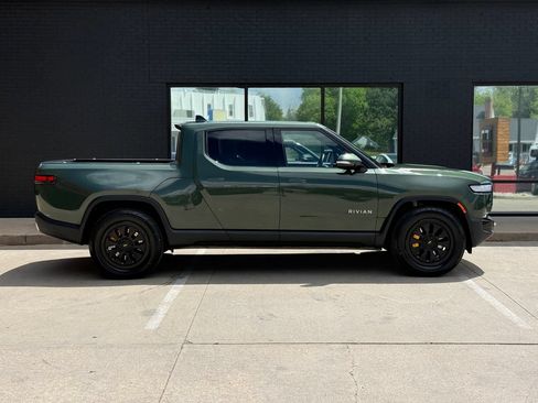 Used 2023 Rivian R1T Adventure AWD/4WD image 10