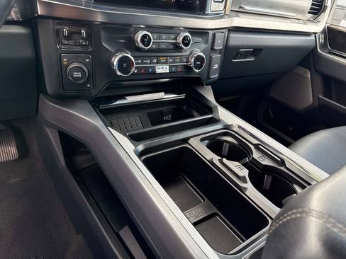 Used 2024 Ford F250 Lariat image 44