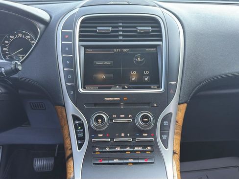 Used 2016 Lincoln MKX Select AWD/4WD image 11
