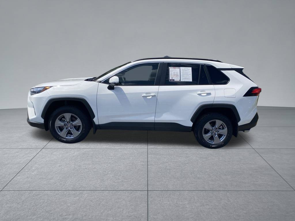 Used 2024 Toyota RAV4 XLE w/ Convenience Package FWD image 3