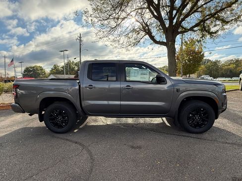 New 2026 Nissan Frontier SV w/ All-Weather Content Package image 9
