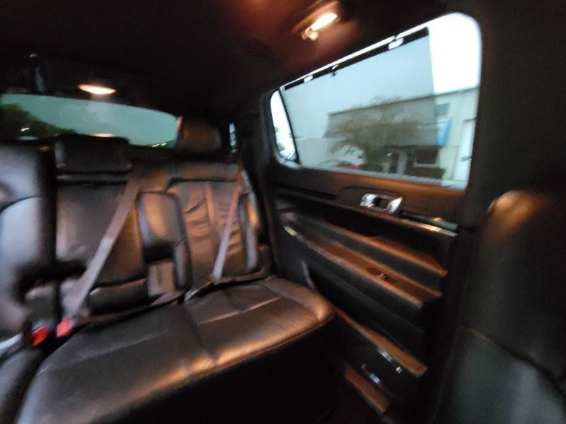 Used 2013 Lincoln MKT AWD image 57