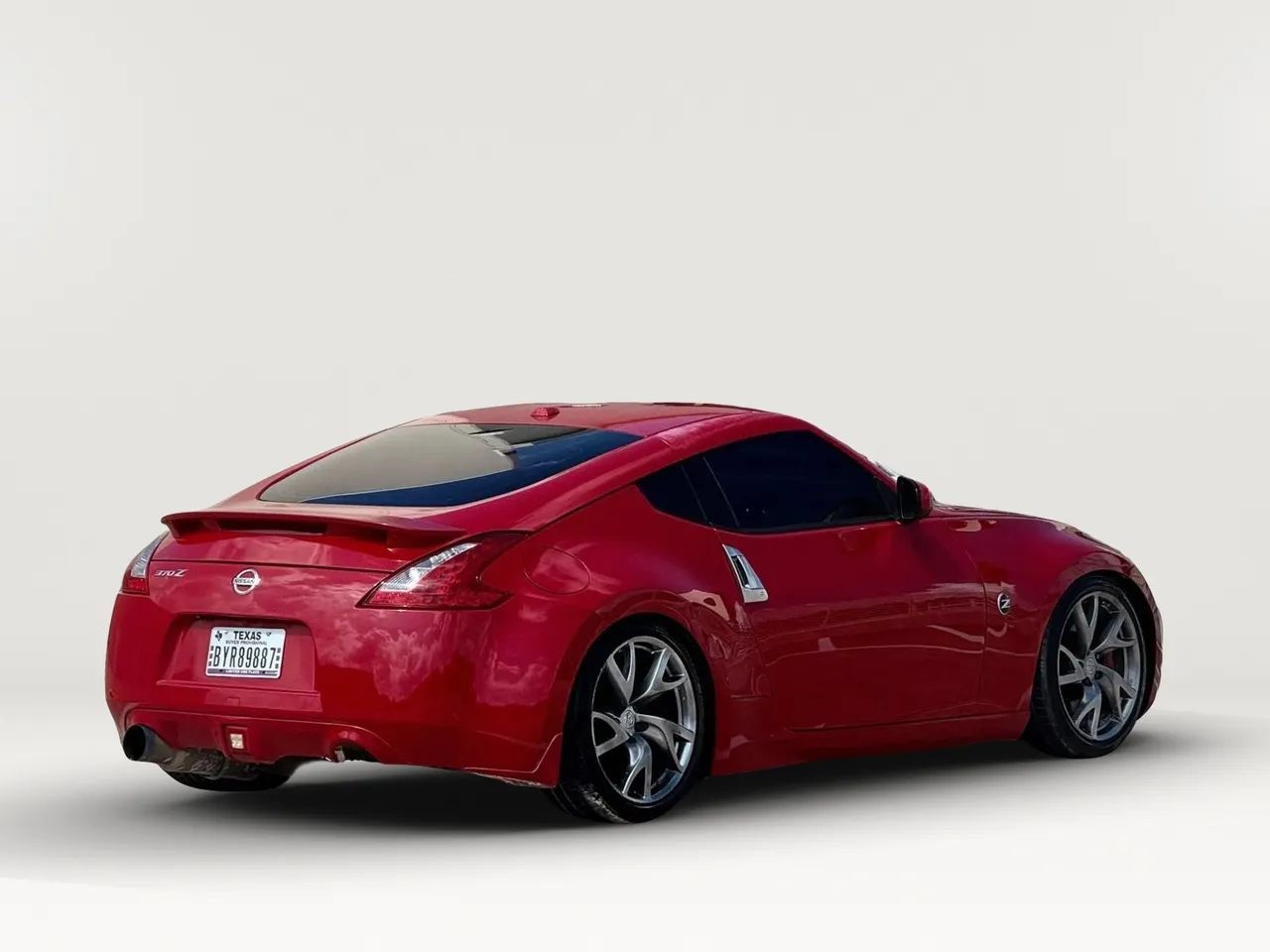 Used 2016 Nissan 370Z Coupe RWD image 7
