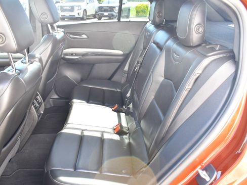Used 2021 Cadillac XT4 Premium Luxury image 24