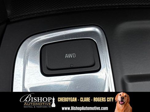 Used 2024 Chevrolet Equinox LT w/ LPO, Floor Liner Package AWD/4WD image 26