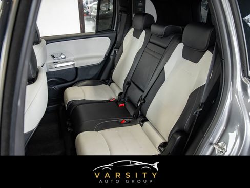 Used 2022 Mercedes-Benz GLB 35 AMG 4MATIC w/ AMG Night Package image 16